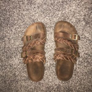 Nock off Birkenstock’s